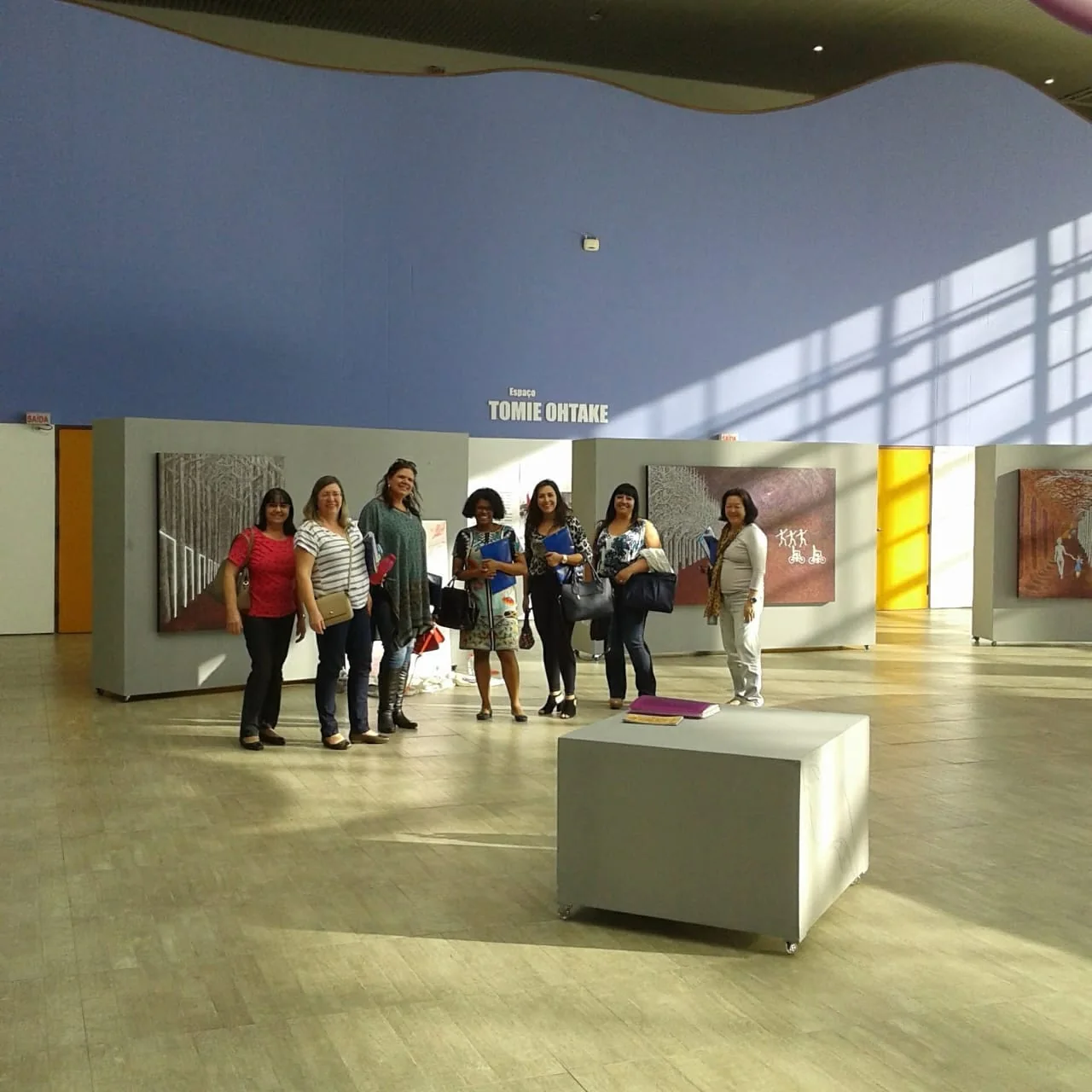 EducaMais Jacareí · Espaço Tomie Ohtake — fotografía de archivo 02.
