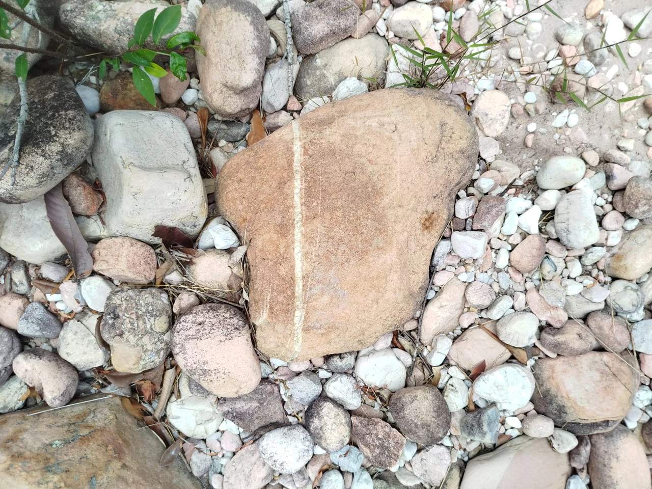 Piedras y caminos — registro de campo 16.